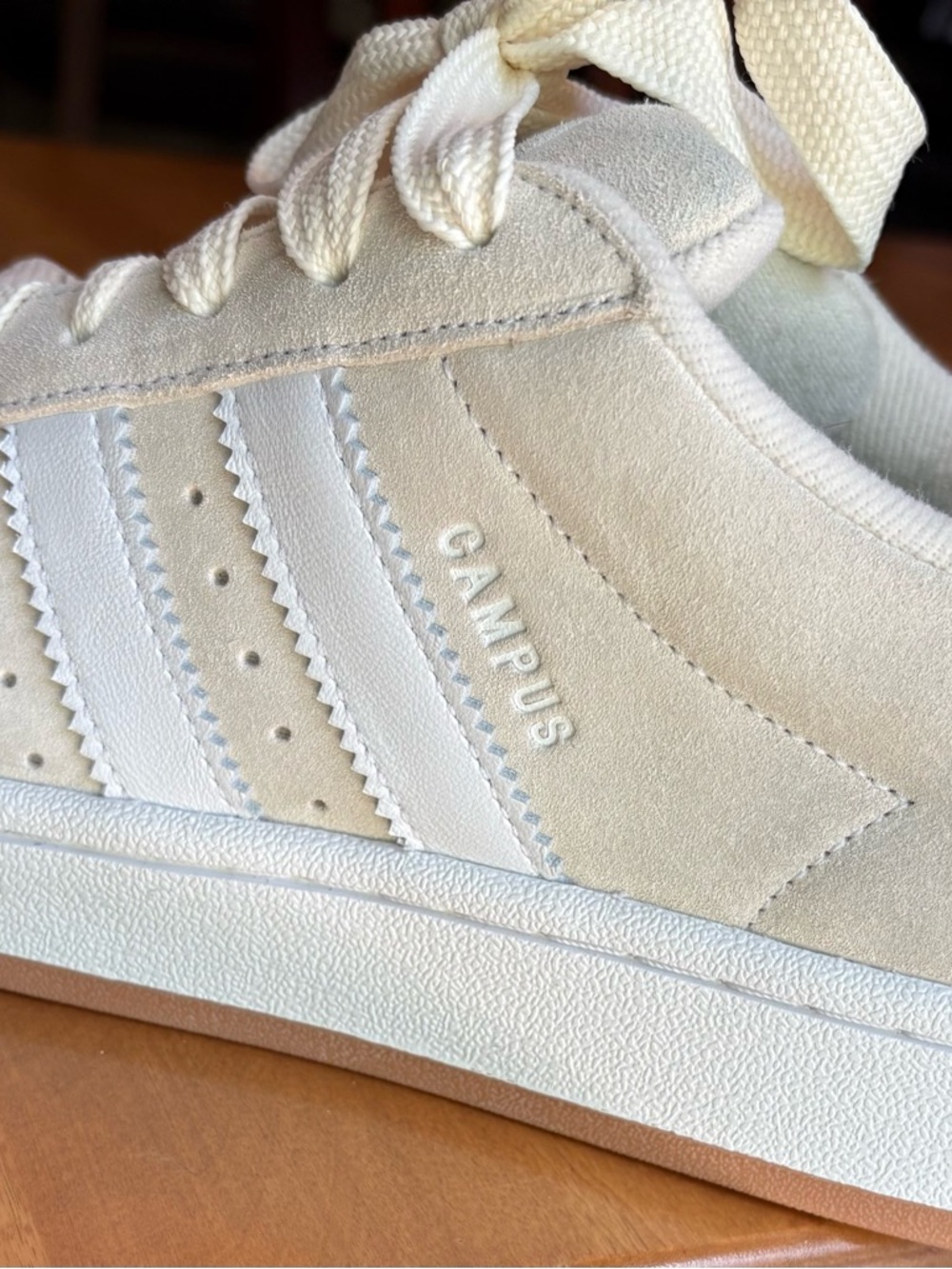 adidas Men's Cream Suede Low-Top Sneakers - Picture 5 of 8